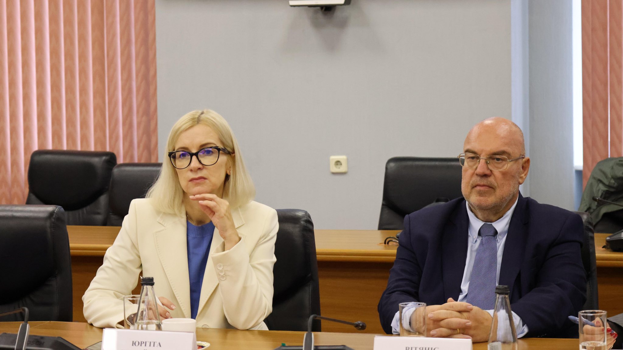 Зображення слайду