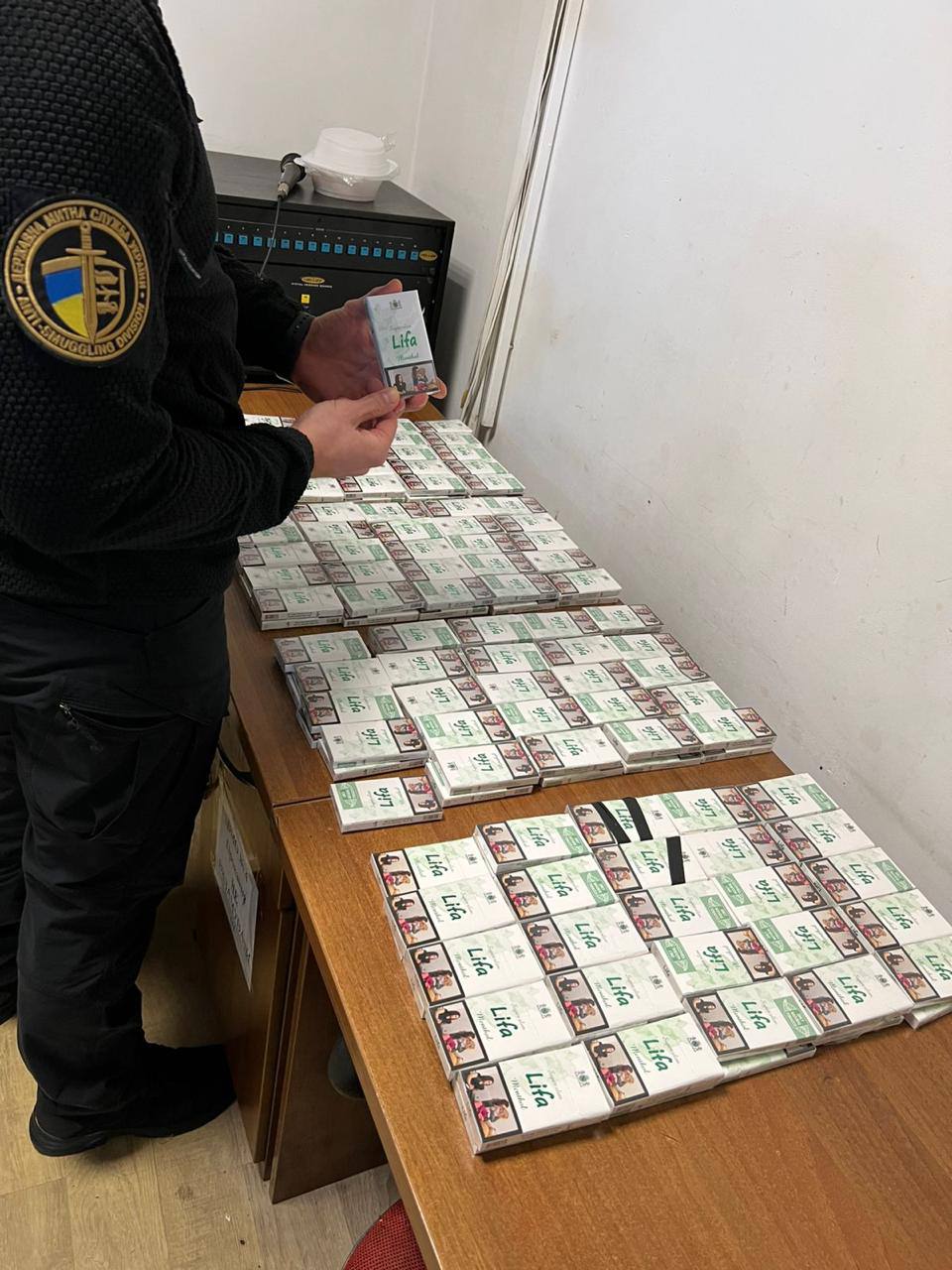 Зображення слайду