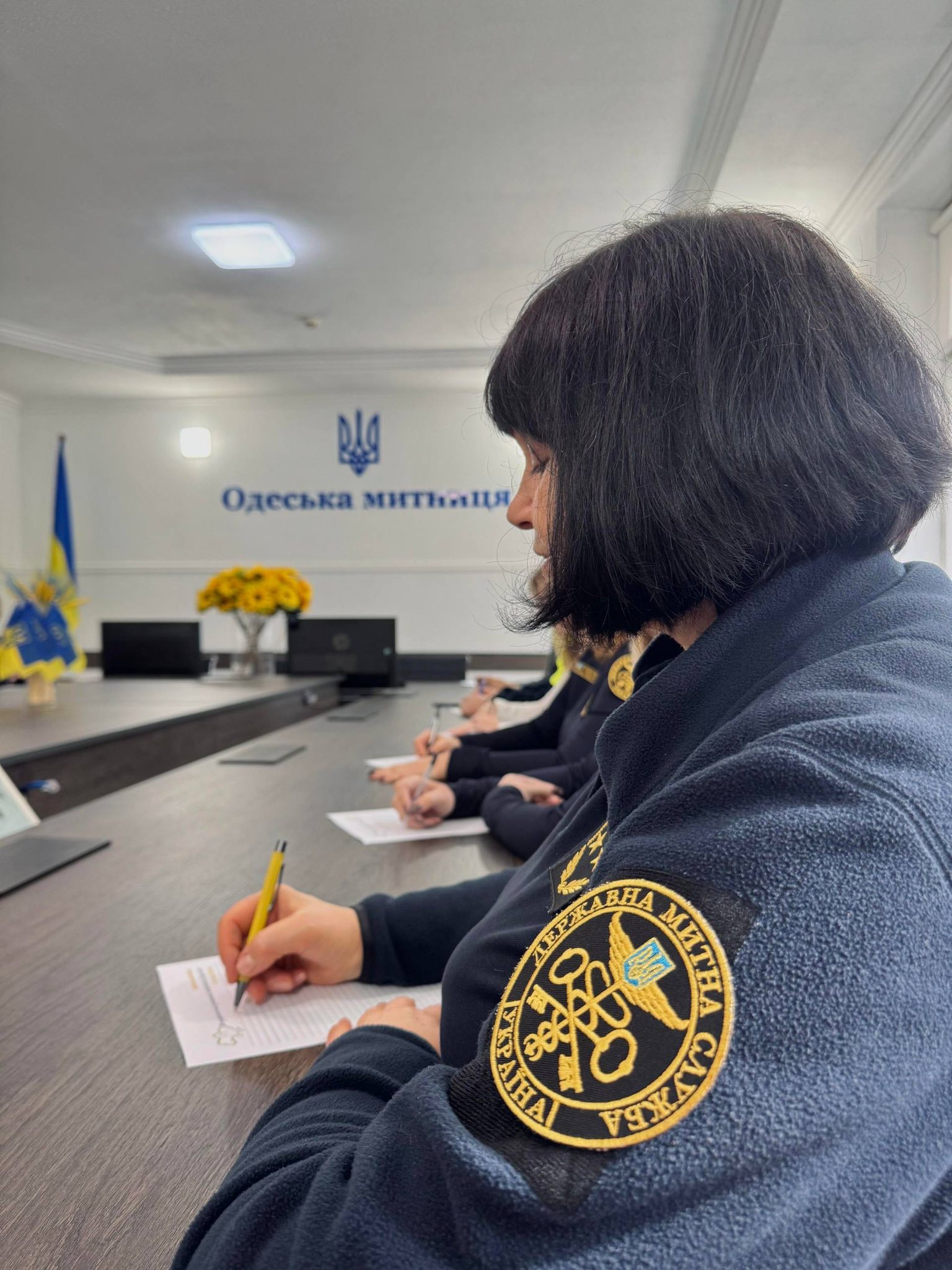 Зображення слайду