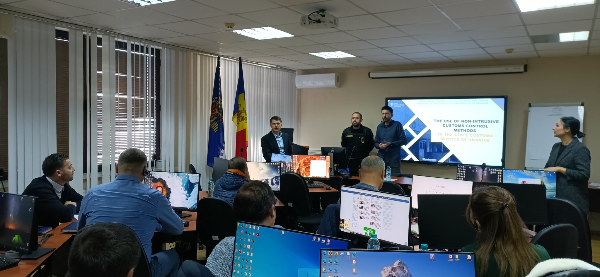 Зображення слайду