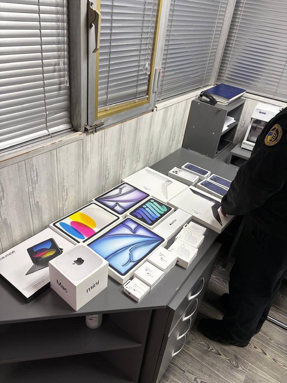 Зображення слайду