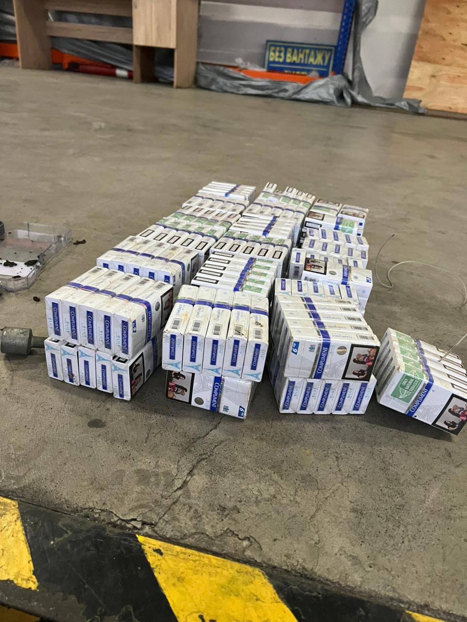 Зображення слайду