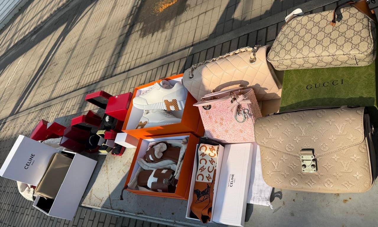 Зображення слайду