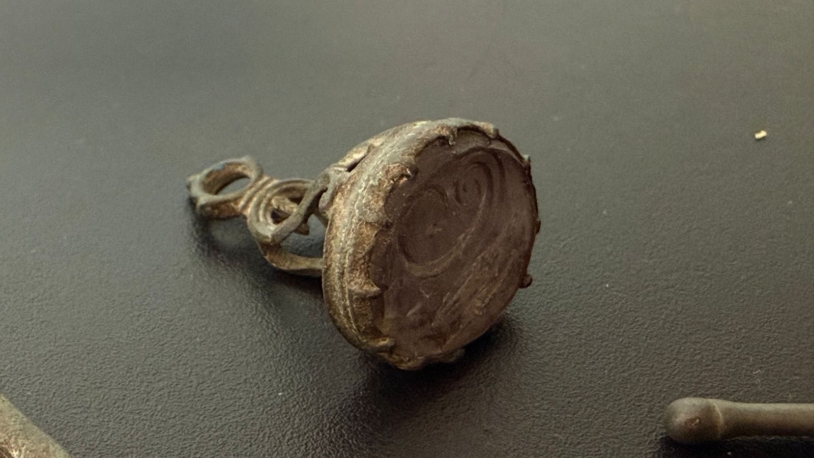 Зображення слайду