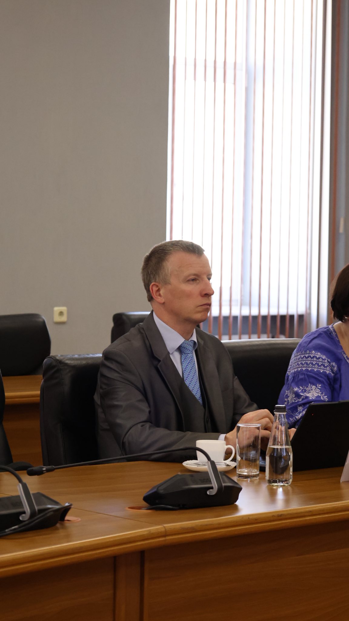 Зображення слайду